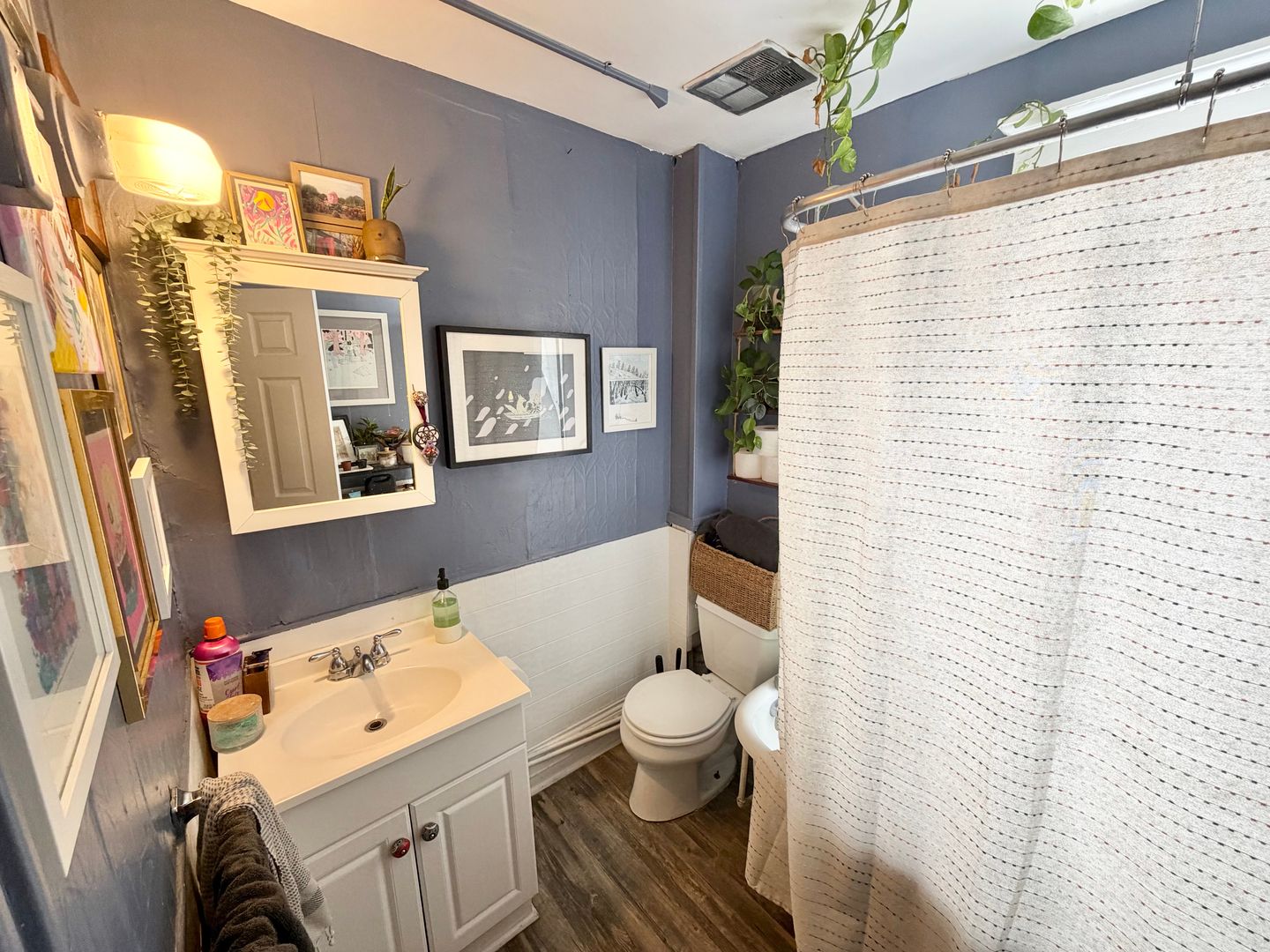 1 Bedroom in Burlington VT Available NOW! 9 of 11