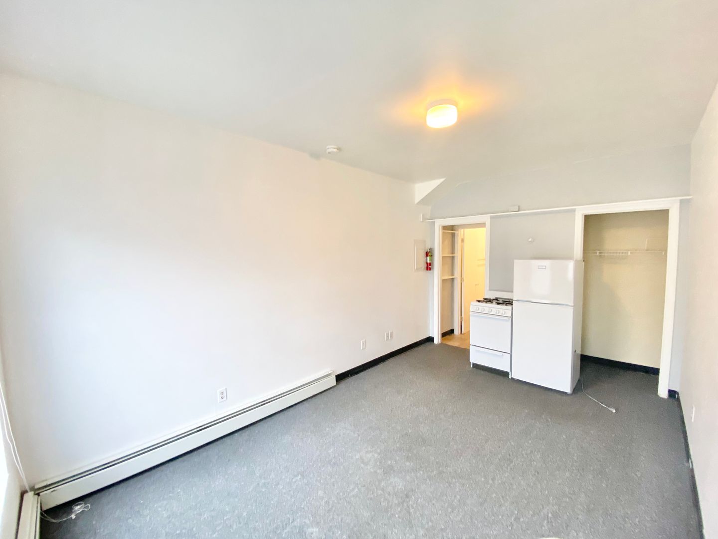 Burlington Apartment: 143 North Winooski Ave