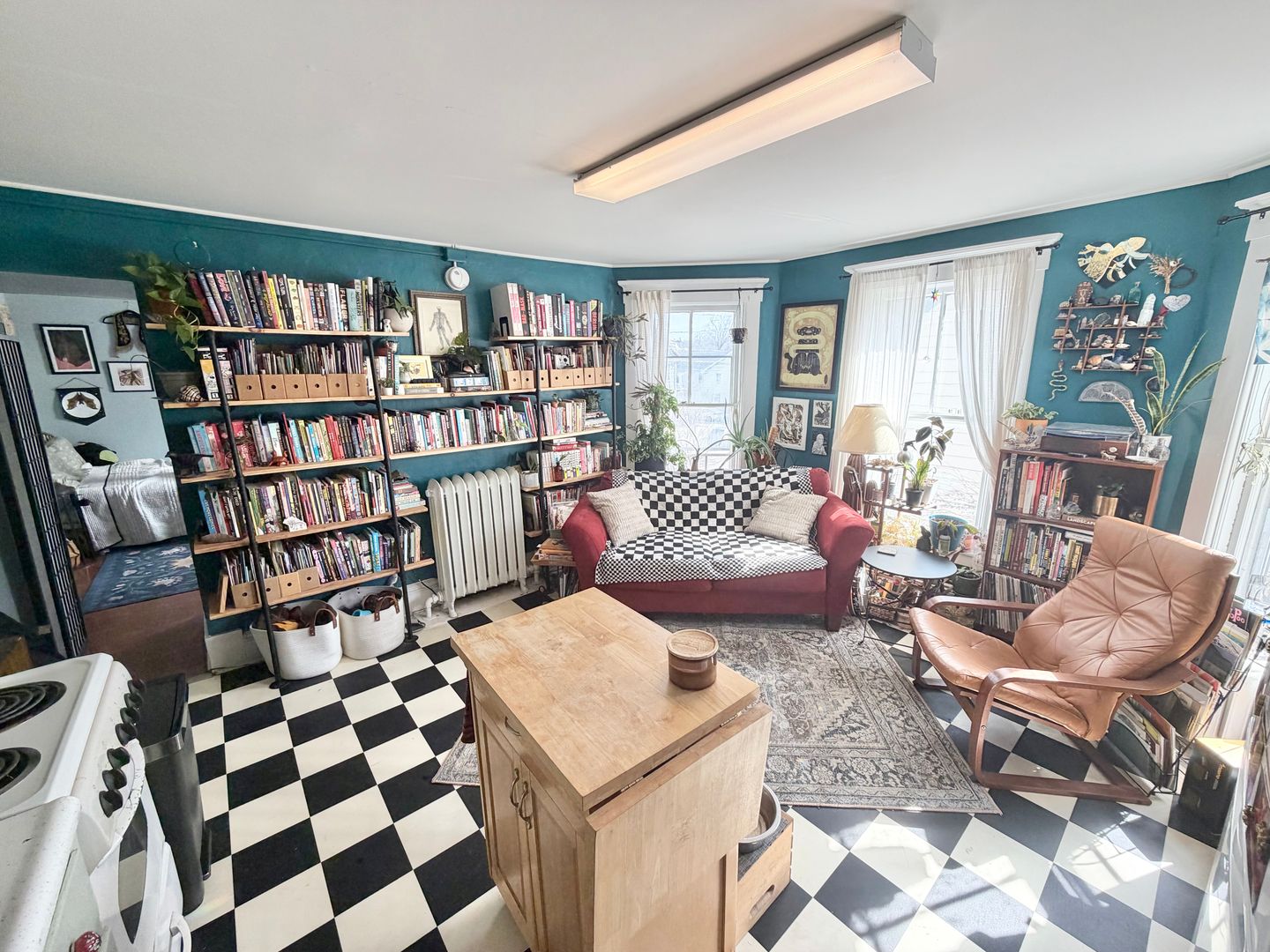 1 Bedroom in Burlington VT Available NOW! 4 of 11