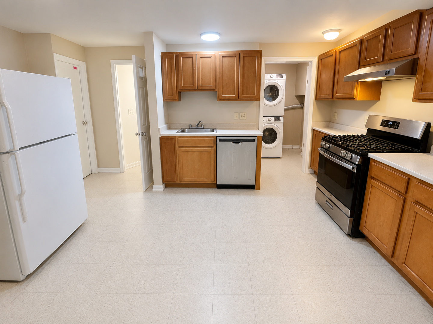 Burlington Apartment: 40 Colchester Avenue