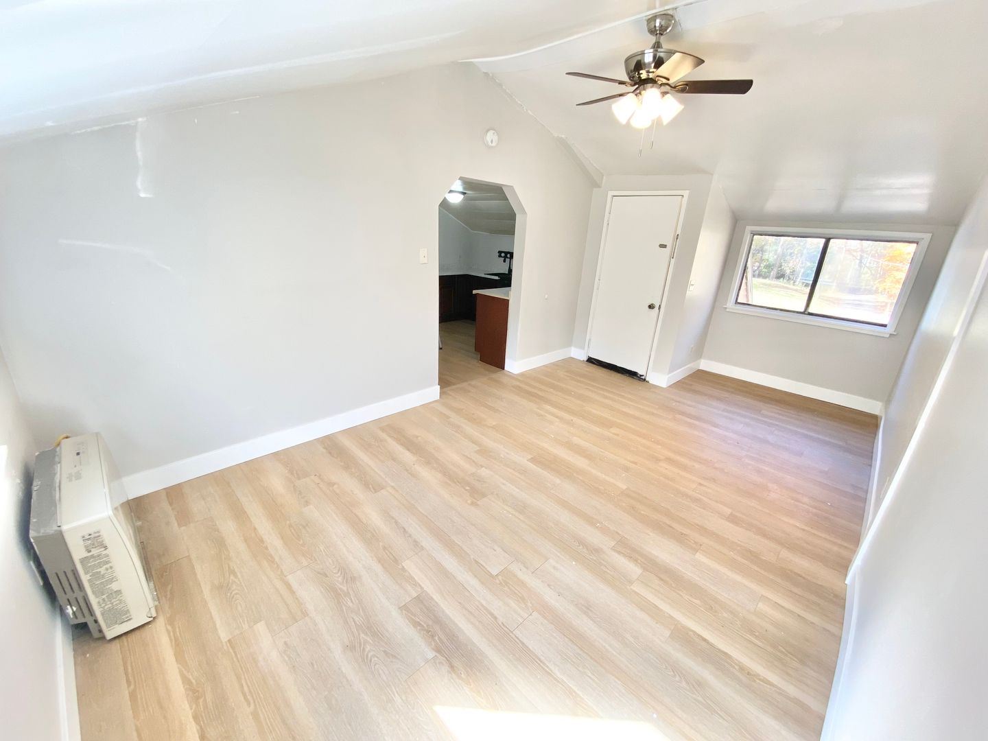 Colchester Apartment: 214 Prim Road