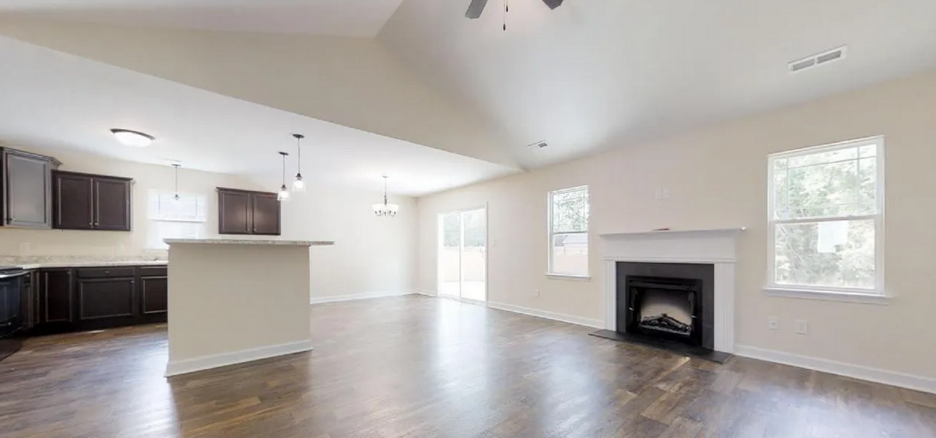 Richlands House: 218 Rowland Drive