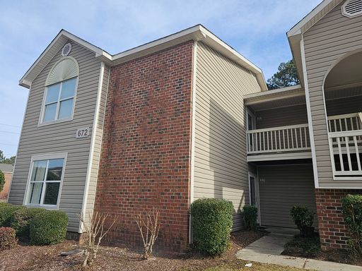 Newly Renovated 2 Bedroom, 2 Bath Condo in Gated Community. – photo 1