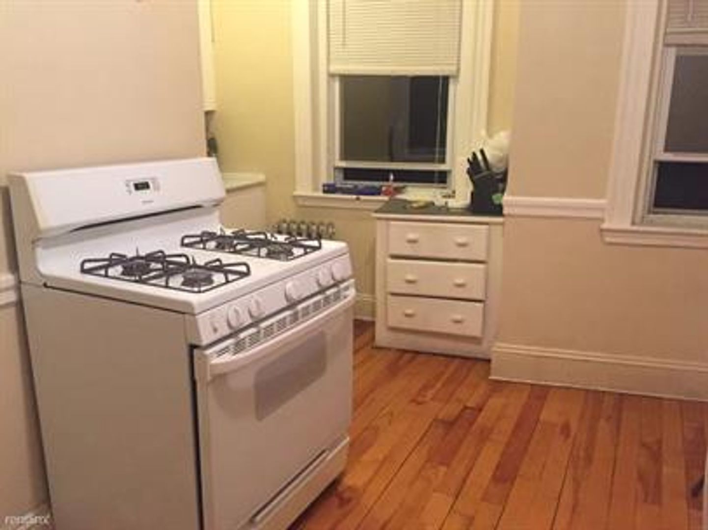 Malden Apartment: 2-4 Hanock Street