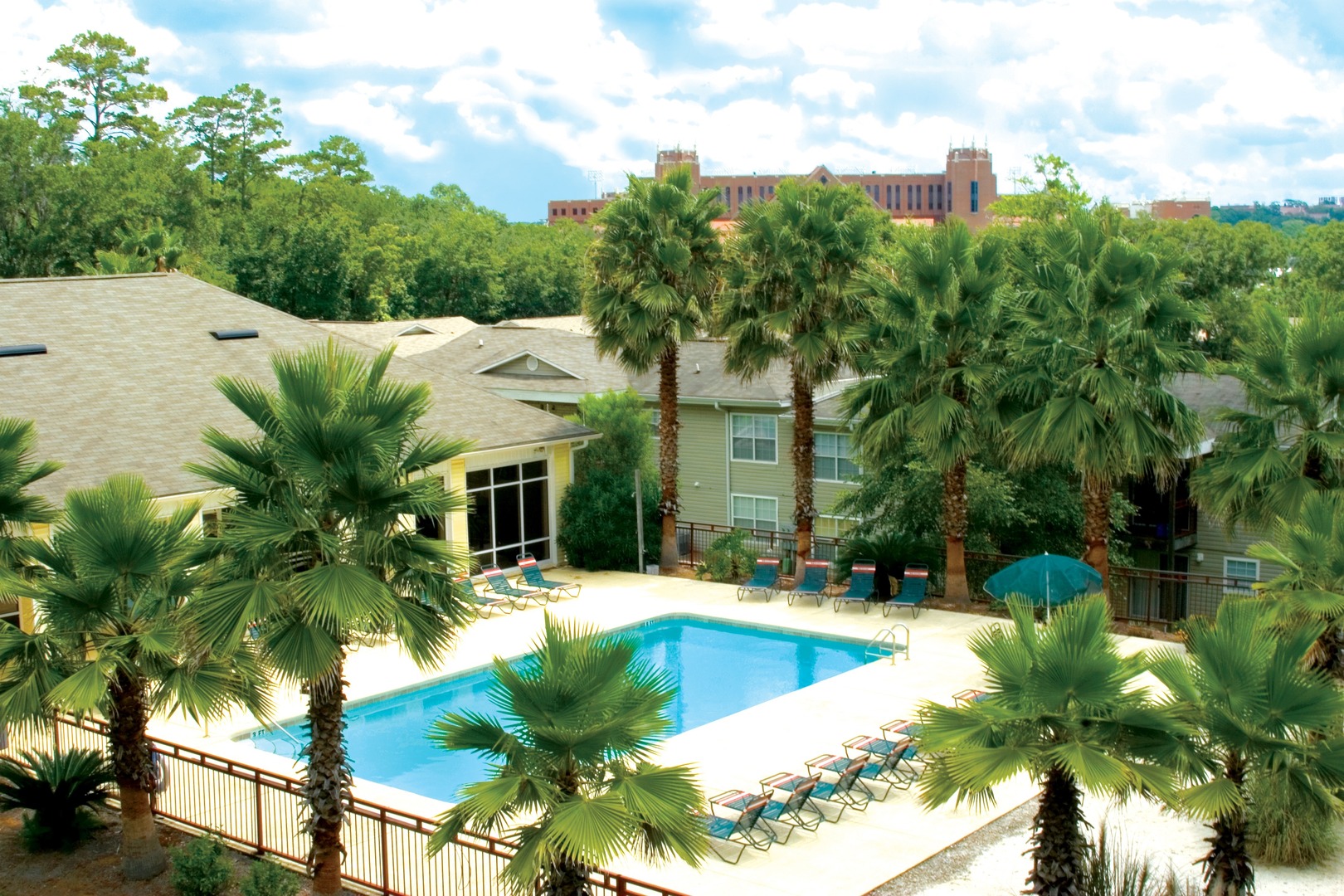 Tallahassee Apartment: 400 Hayden Road