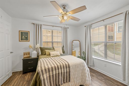 Student Living True 1 Bedrooms – photo 1