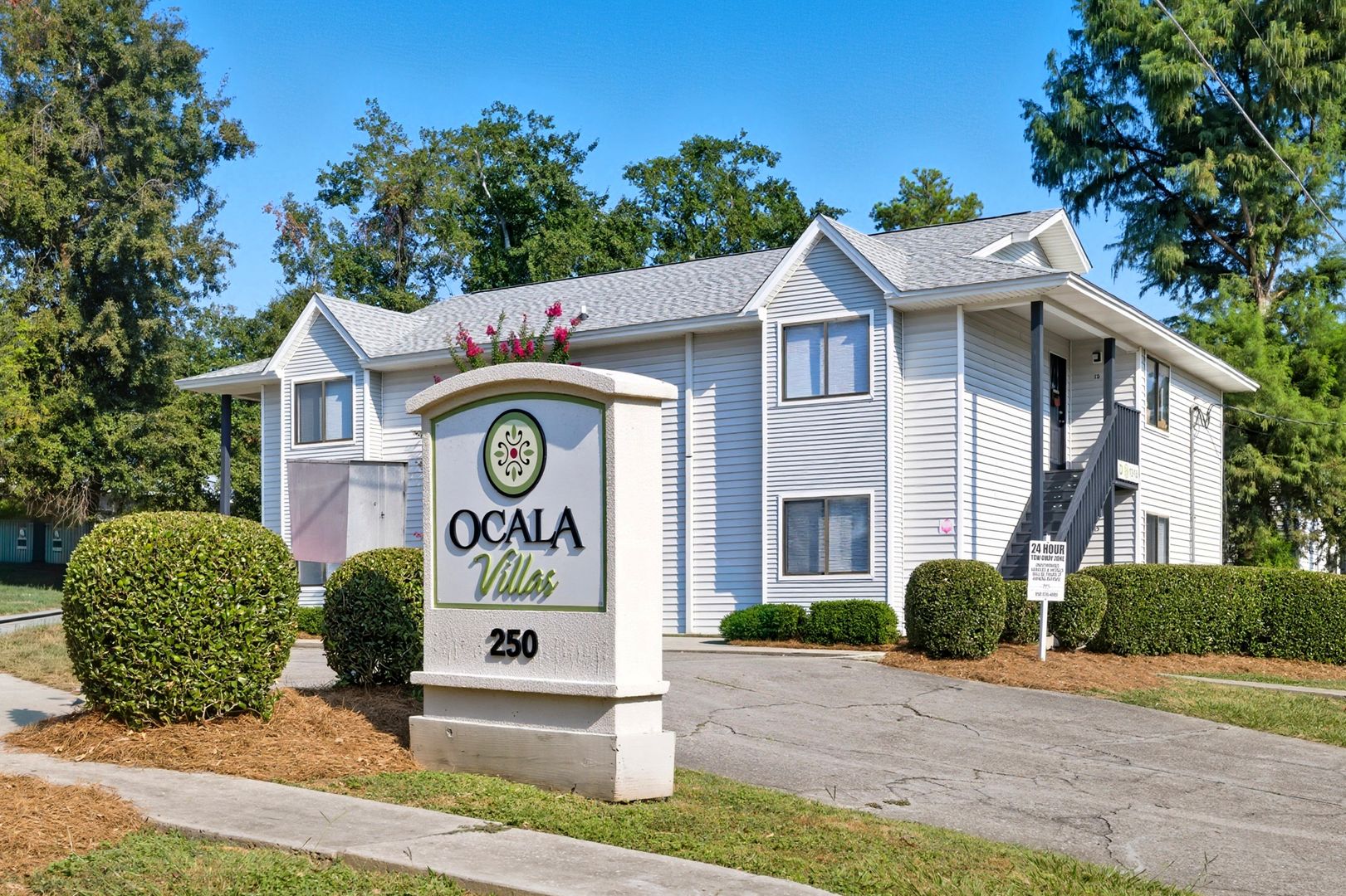 Tallahassee Apartment: 250 S. Ocala Rd.