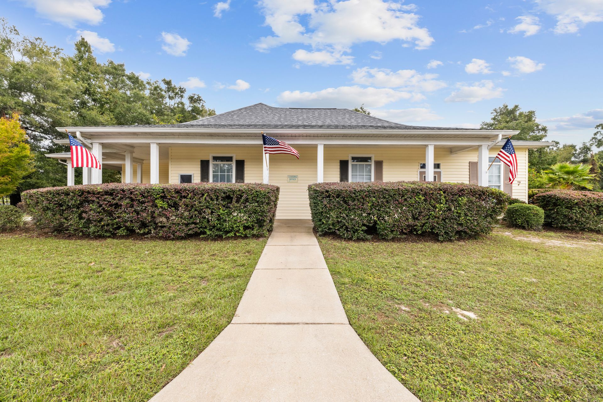 Crawfordville Apartment: 7 Homestretch Lane