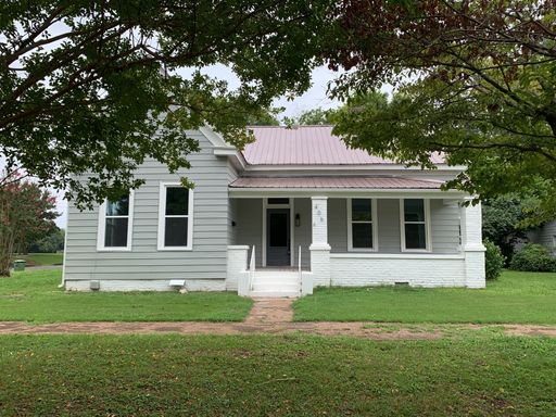 406 W. 1st St Tuscumbia, AL 35674 (3BD/2BA) – photo 1