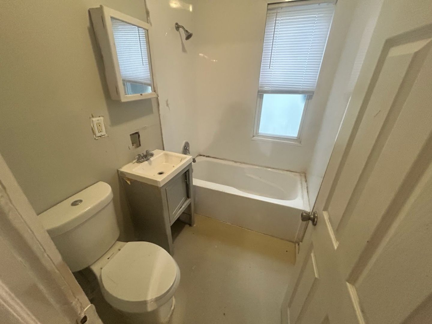 Milwaukee Apartment: 2577-79 North 15th St.