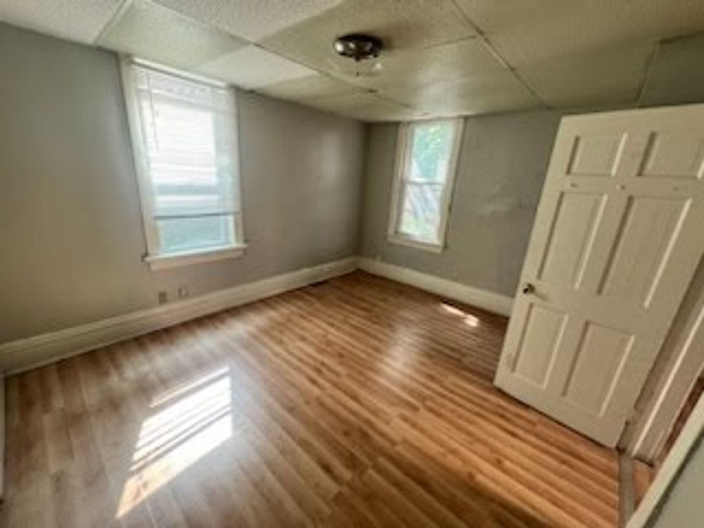 Milwaukee Apartment: 2421 S. 5th Pl.