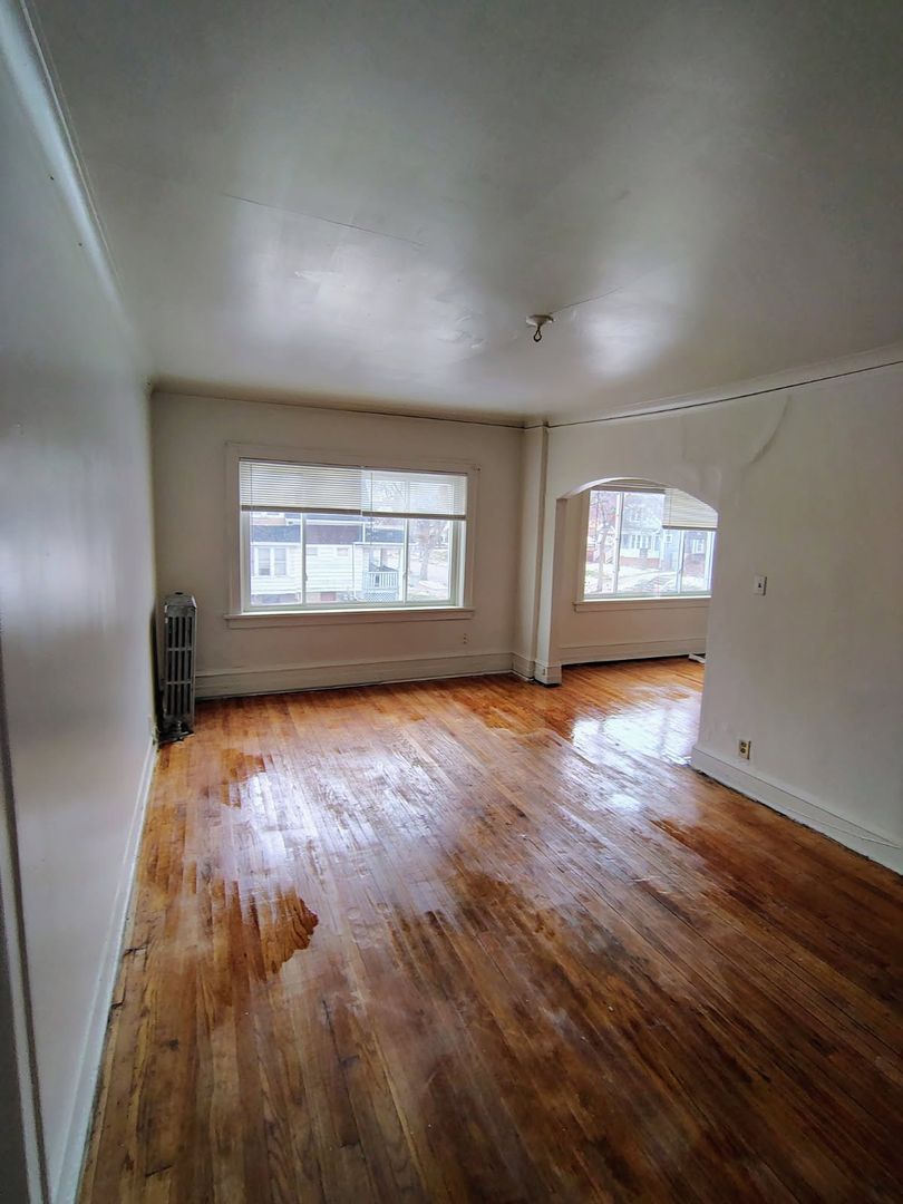 Milwaukee Apartment: 1808-1814 W. Atkinson Ave.