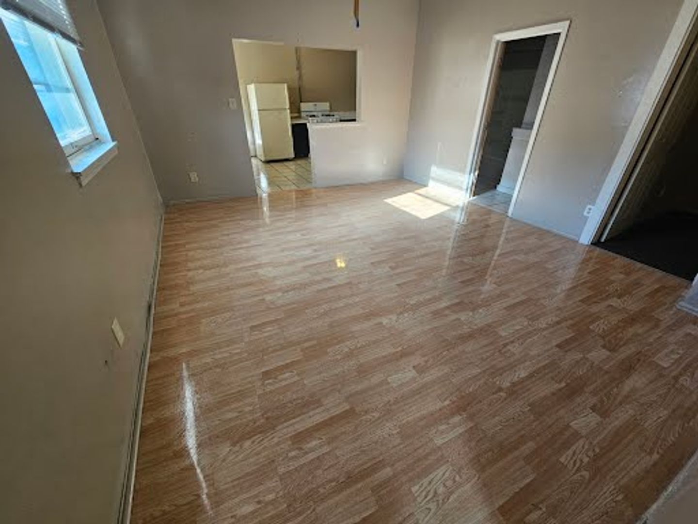 Milwaukee Apartment: 1712 W. Forest Home Ave.