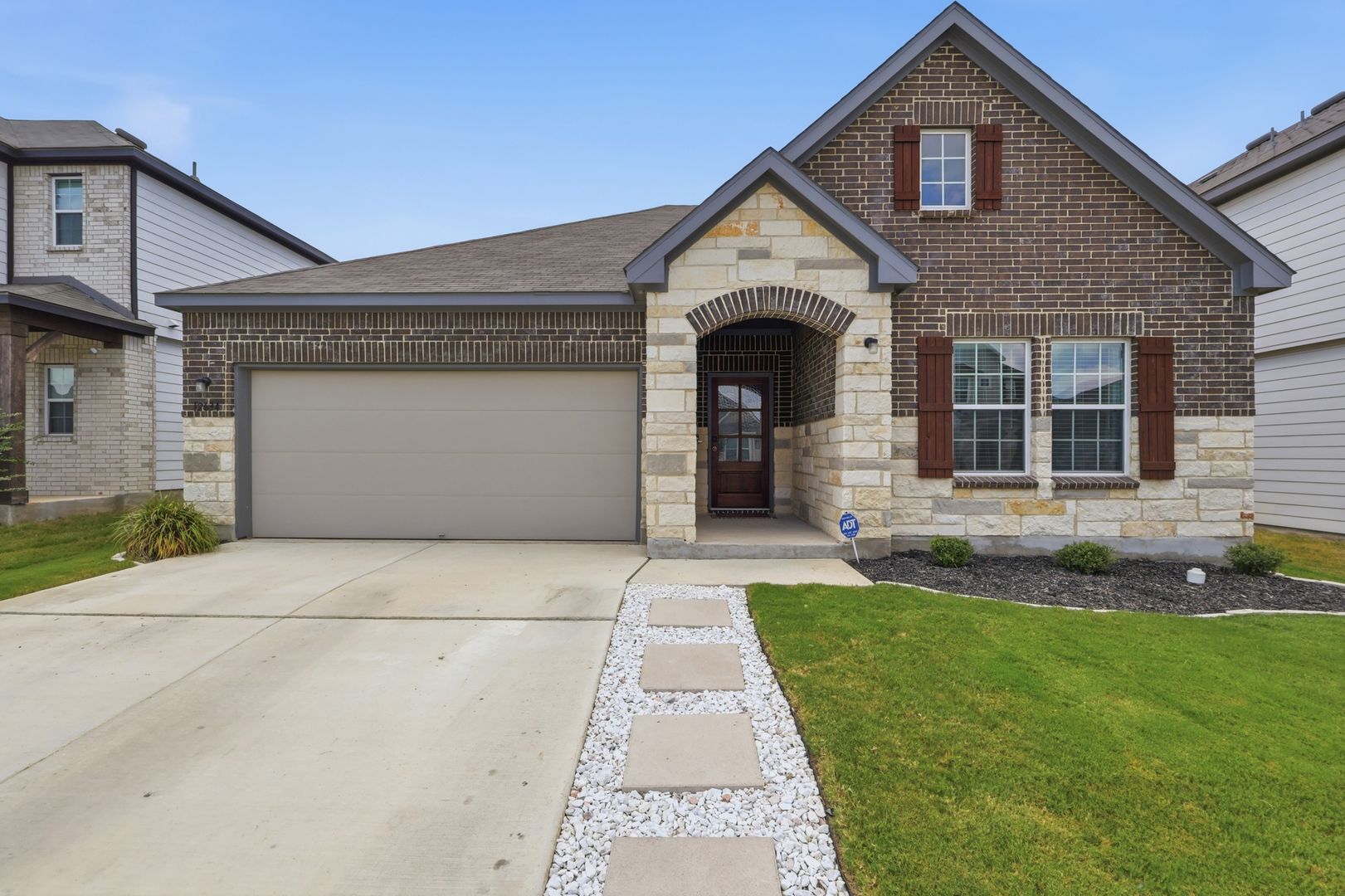 San Antonio House: 12634 Monoceros