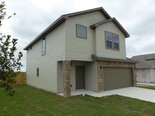 Converse House: 9626 Autumn Pl