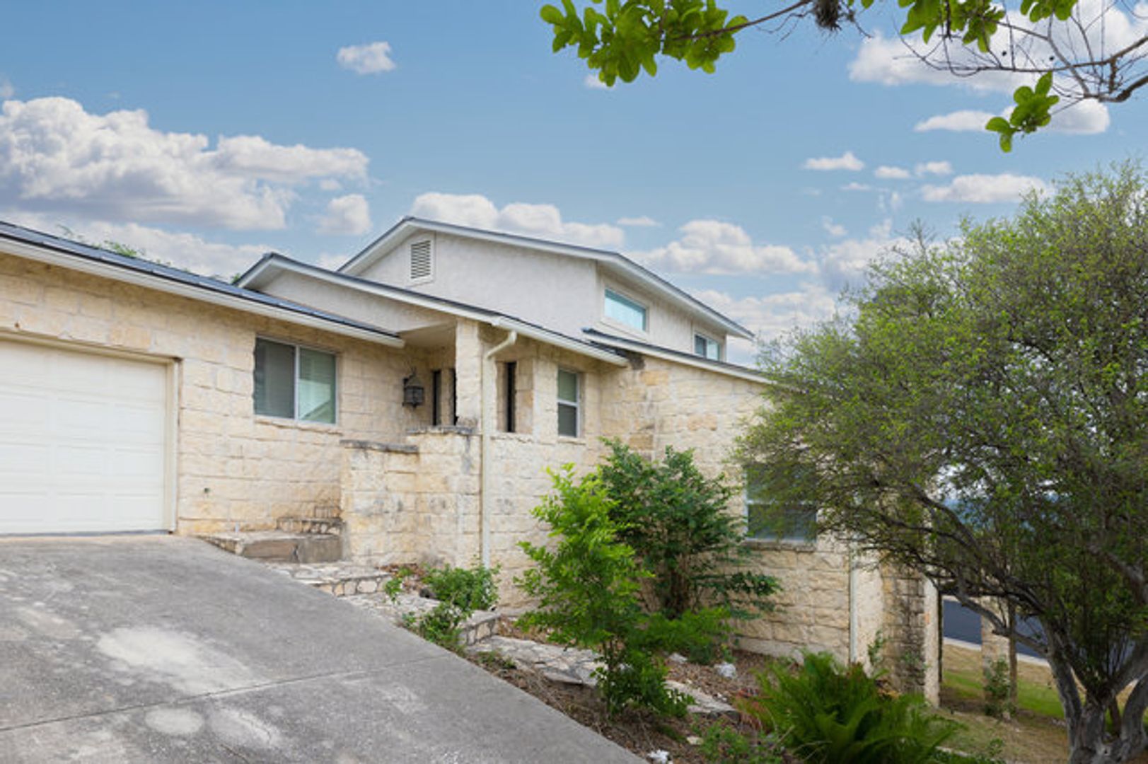 Helotes House: 17119 Terra Rosa