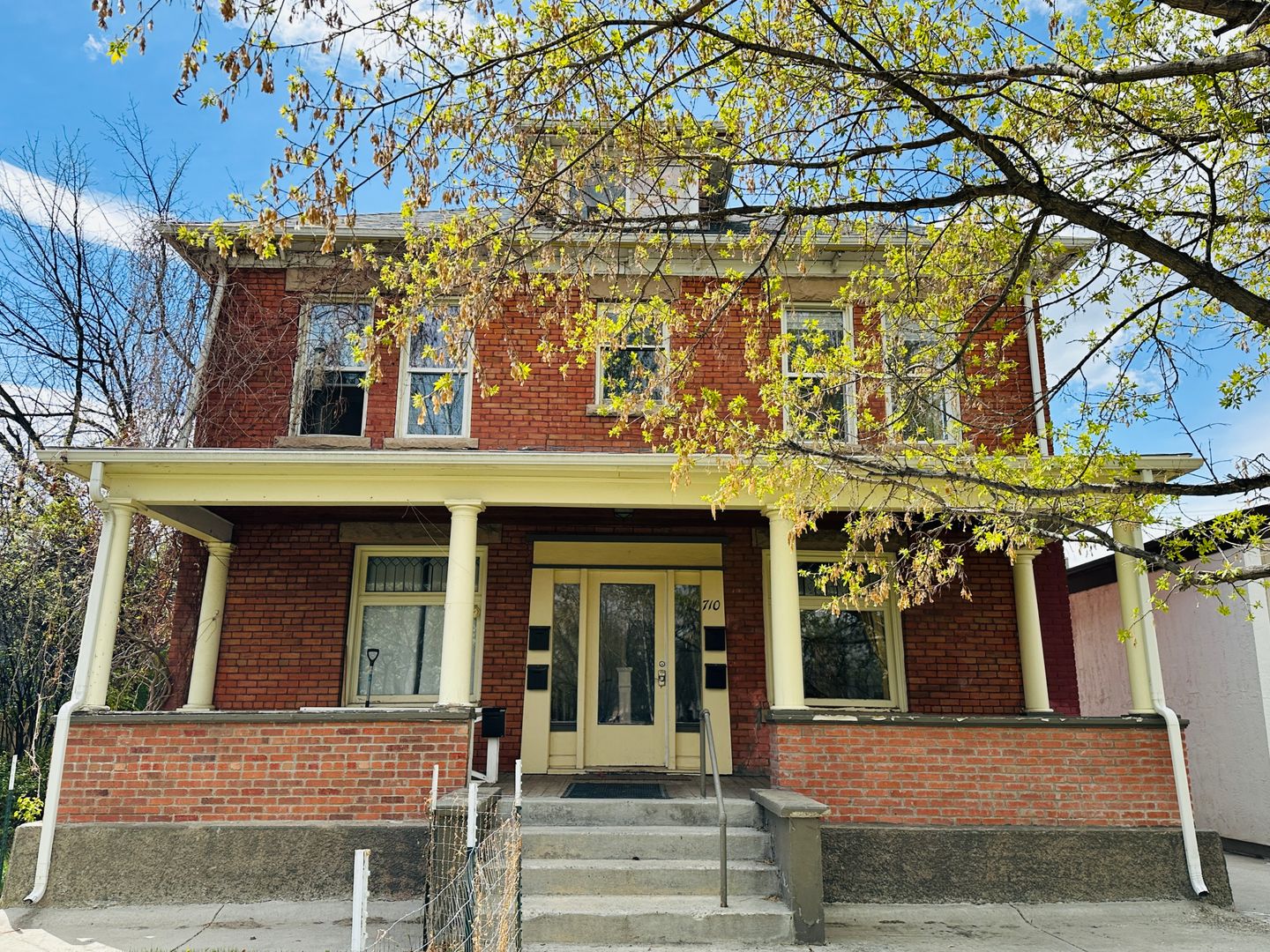 Billings Apartment: 710 N. 30th St.