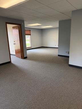Office Space Near the Capital – photo 1