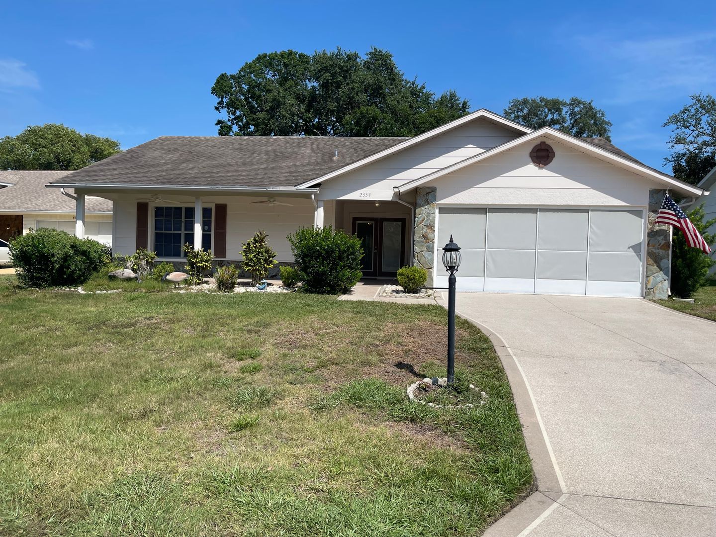 Spring Hill House: 2334 Palm Springs Court