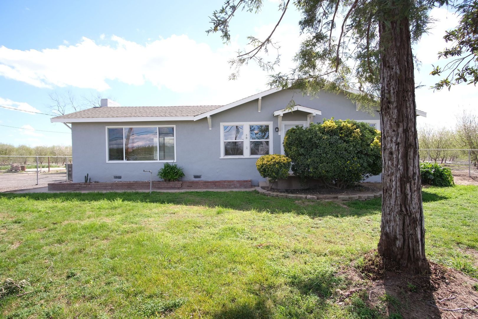 Modesto House: 1612 W Grayson Rd