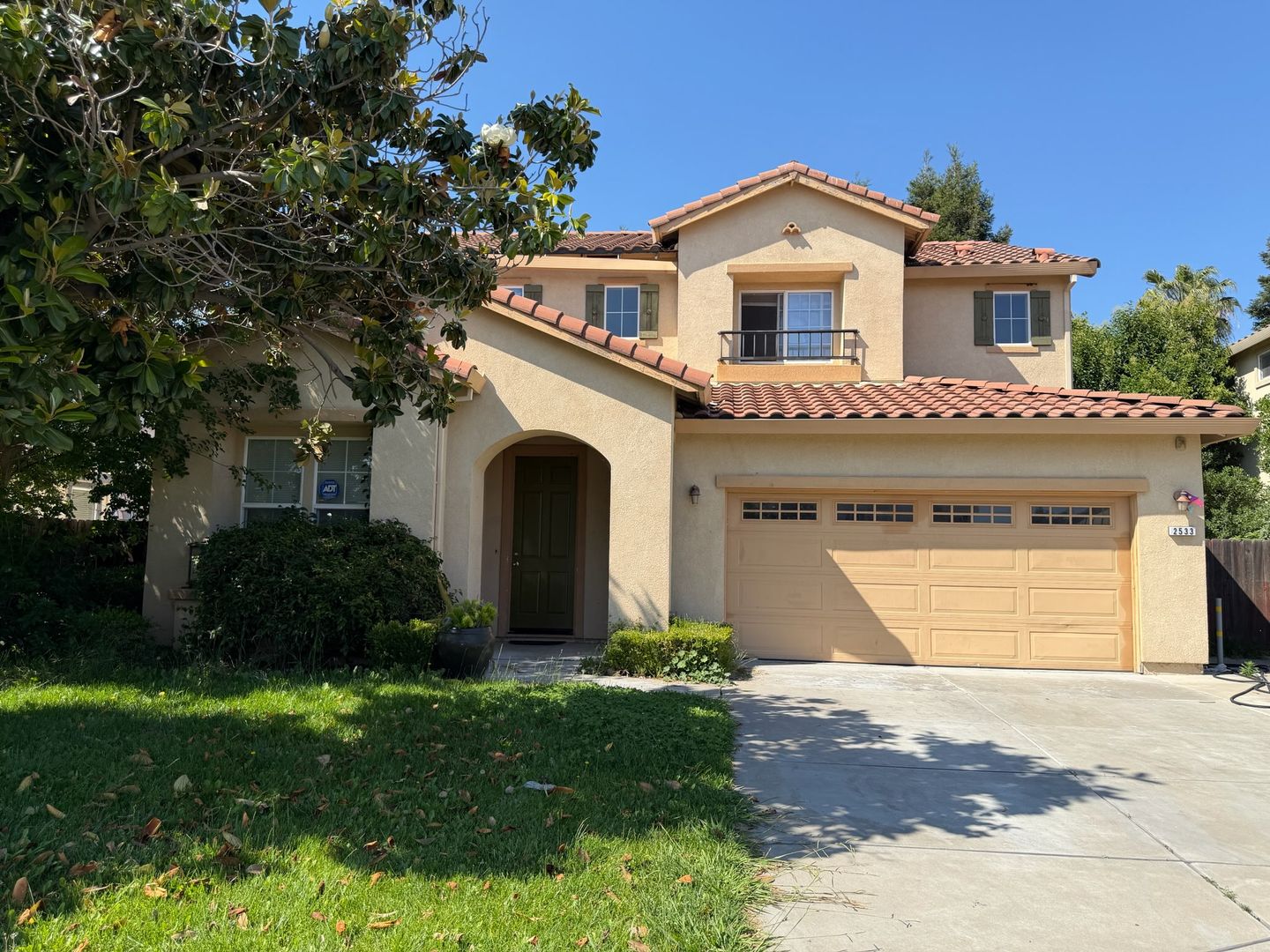 Manteca House: 2533 Balmy Court