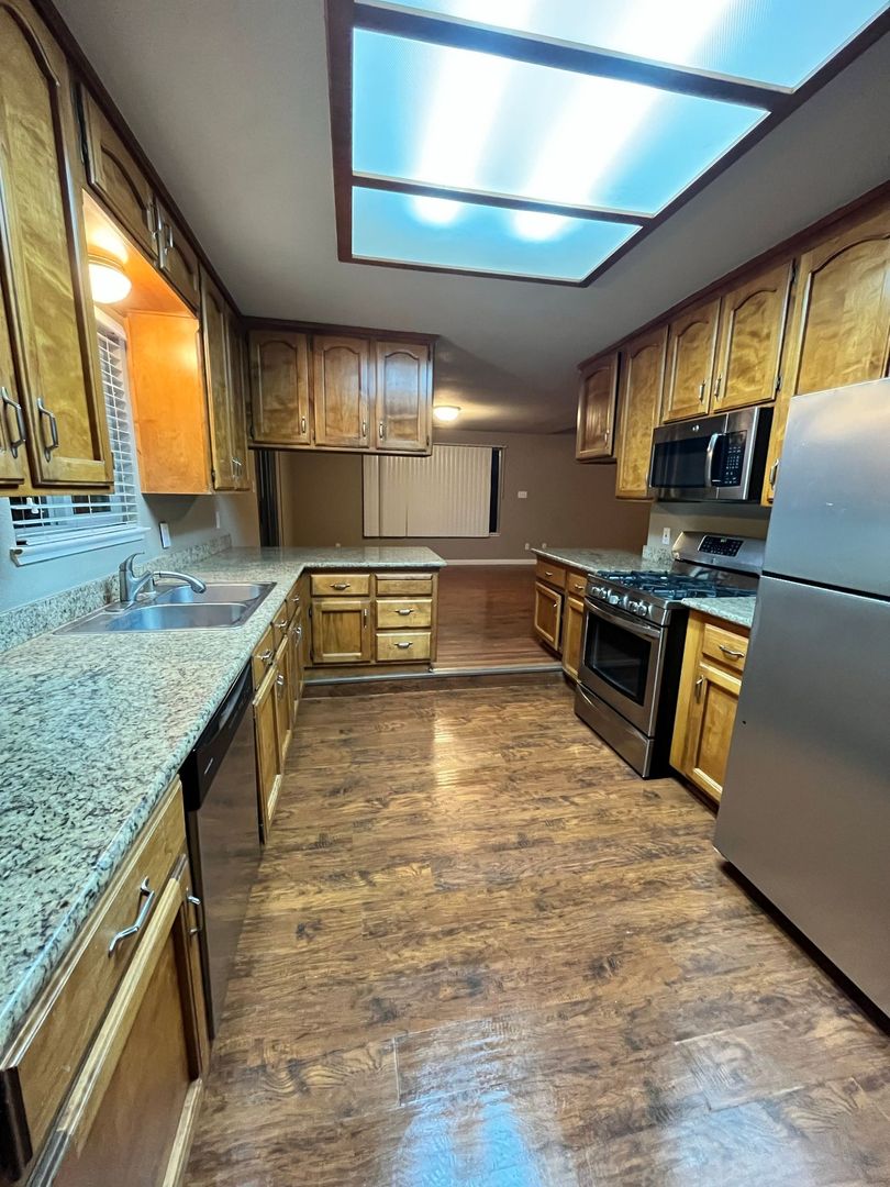 Merced House: 1640 E 27th Street