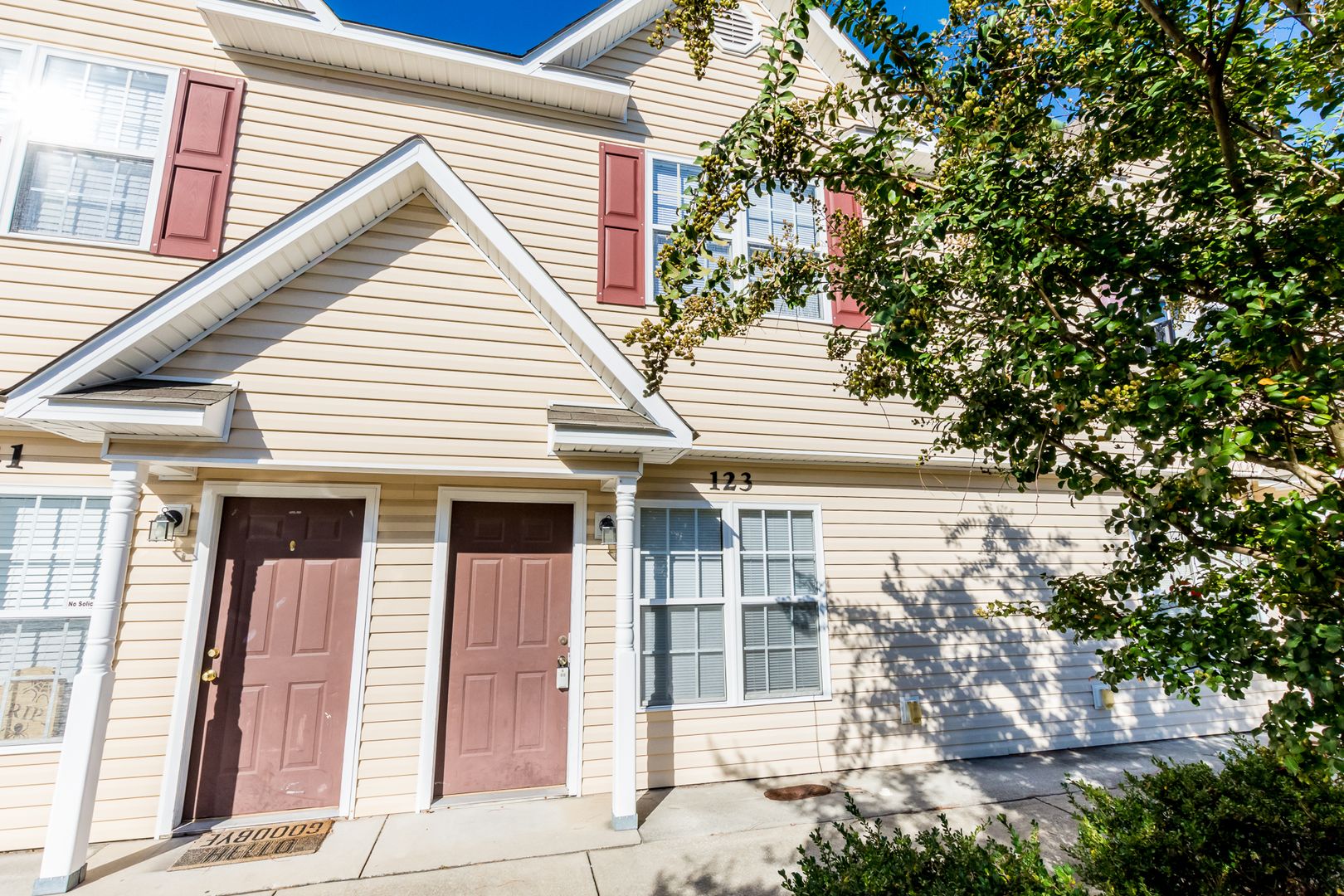 Jacksonville House: 123 Cornerstone Pl.