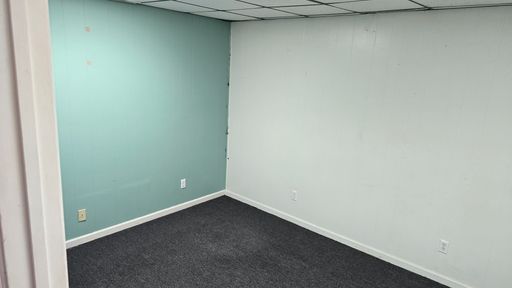 Commercial office for rent