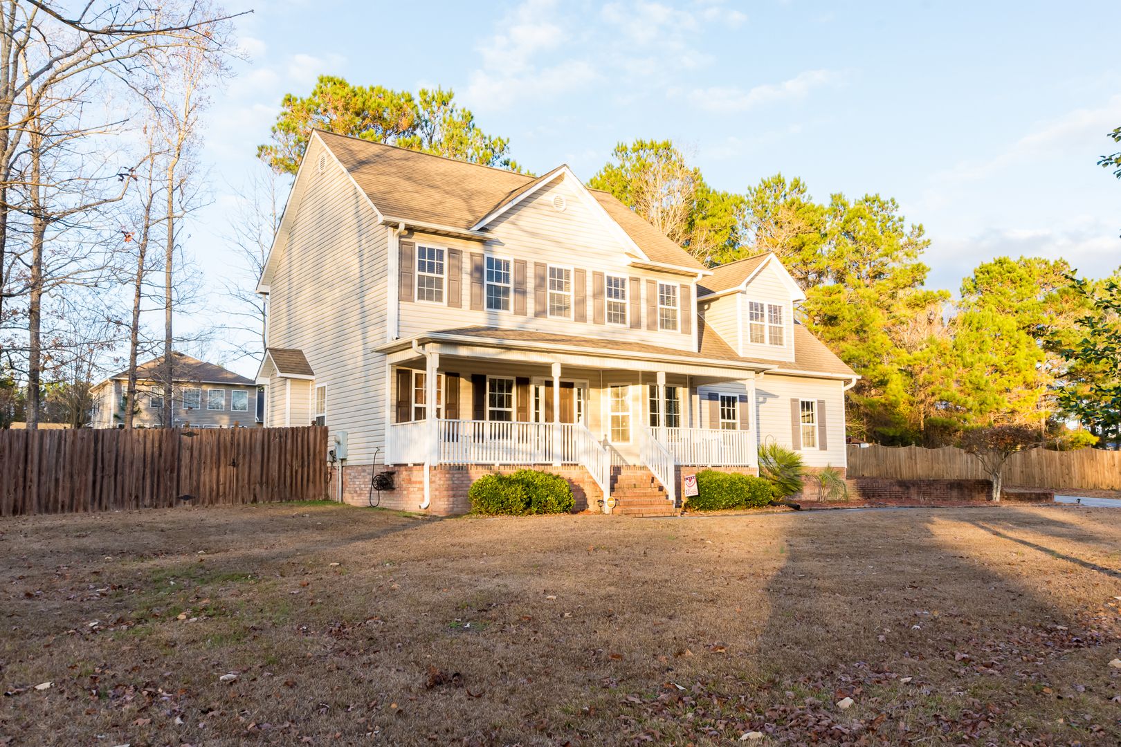 Jacksonville House: 207 Crooked Creek