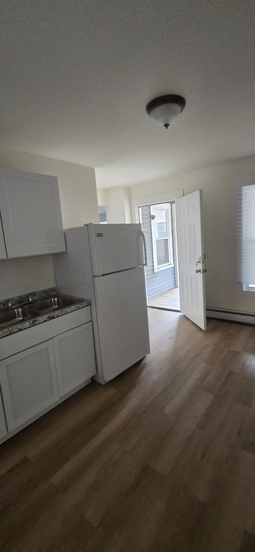 Brattleboro Apartment: 100 Clark