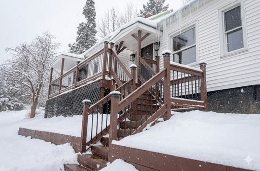 Listing photo thumbnail
