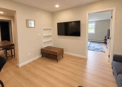 Listing photo thumbnail