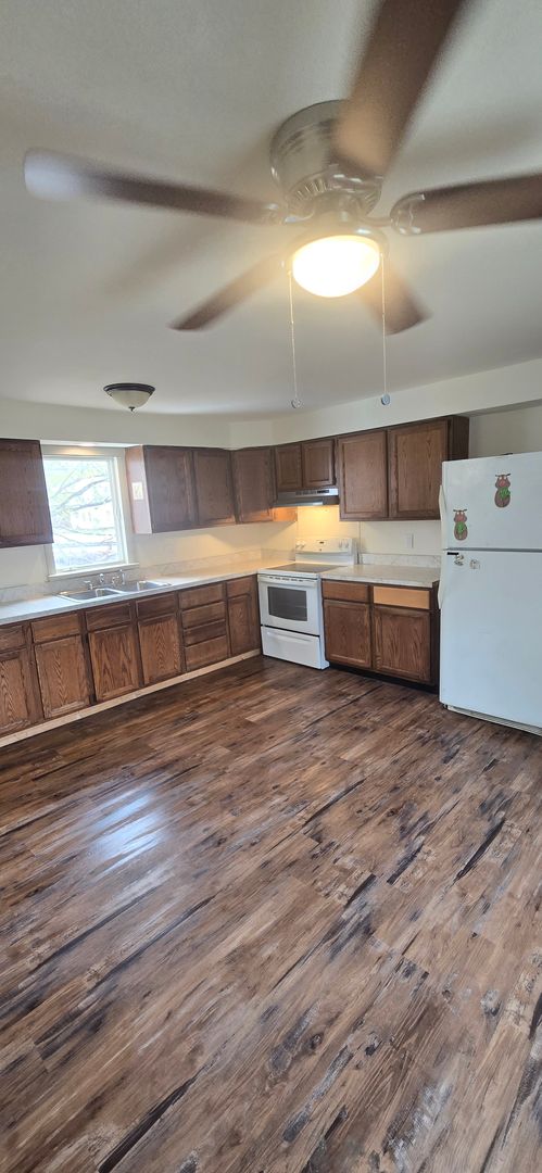 Springfield Apartment: 104 Park Street