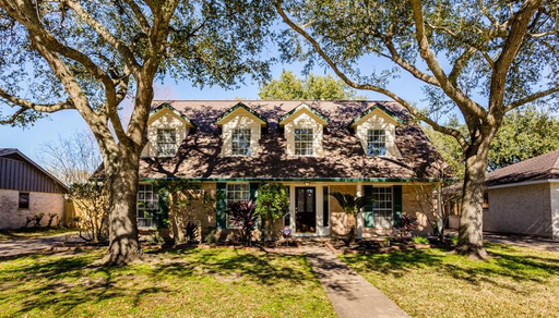 4 Bedroom Rental – 12034 Meadowdale Dr, Stafford, TX 77477