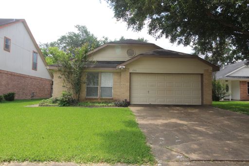 3 Bedroom Rental – 2911 Silent Dr , Sugar Land, TX 77498