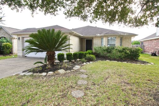 3 Bedroom Rental – 3111 Stratford Bend Dr, Sugar Land, TX 77498