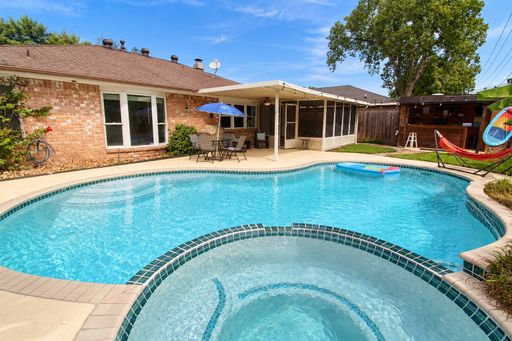 3 Bedroom Rental – 13767 Greywood Dr , Sugar Land, TX 77498