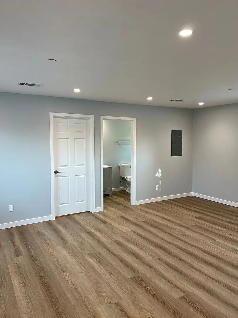 Gallery Image 10
