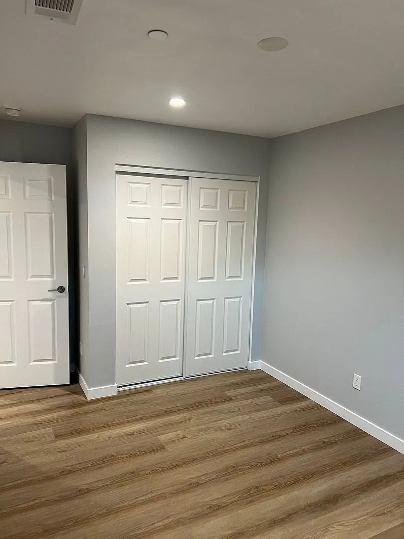 Gallery Image 23