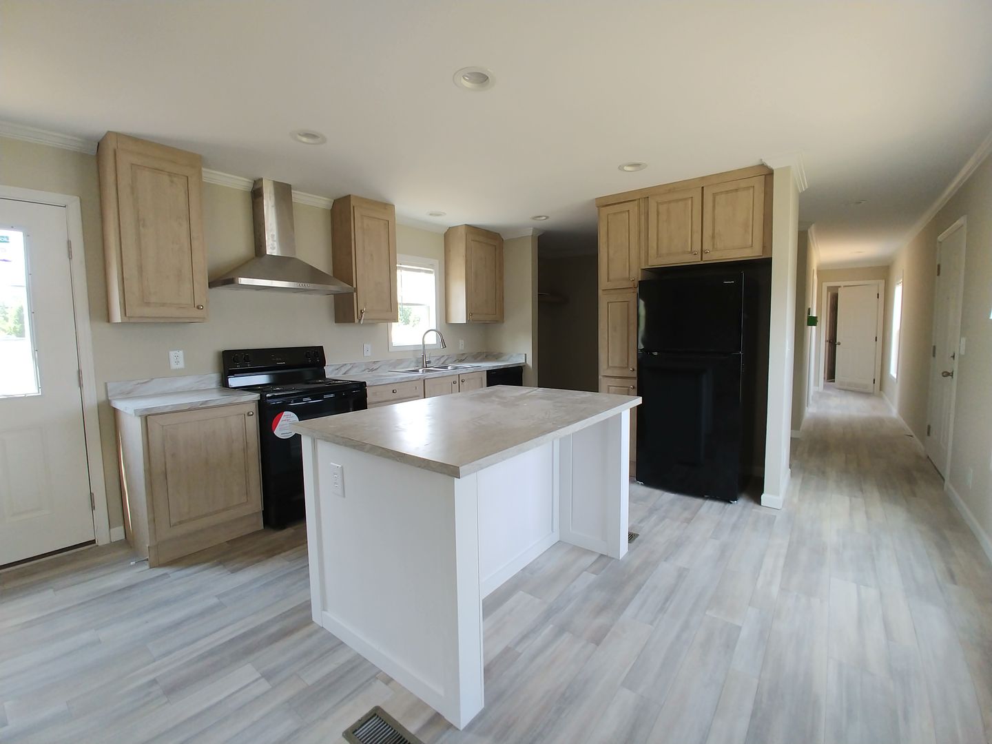 Siler City Apartment: Hampton Village