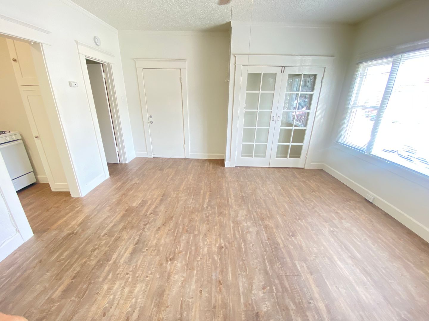 Long Beach Apartment: 1010 E 2nd St