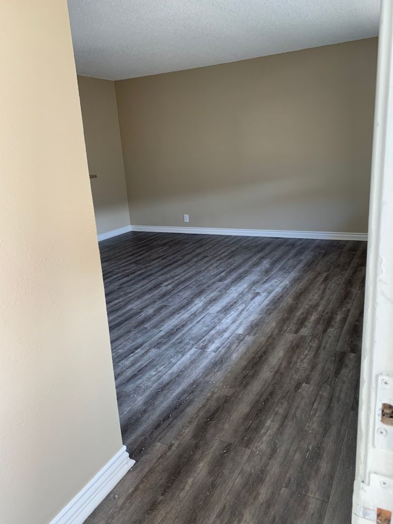 Bellflower Apartment: 16137 Cornuta Ave