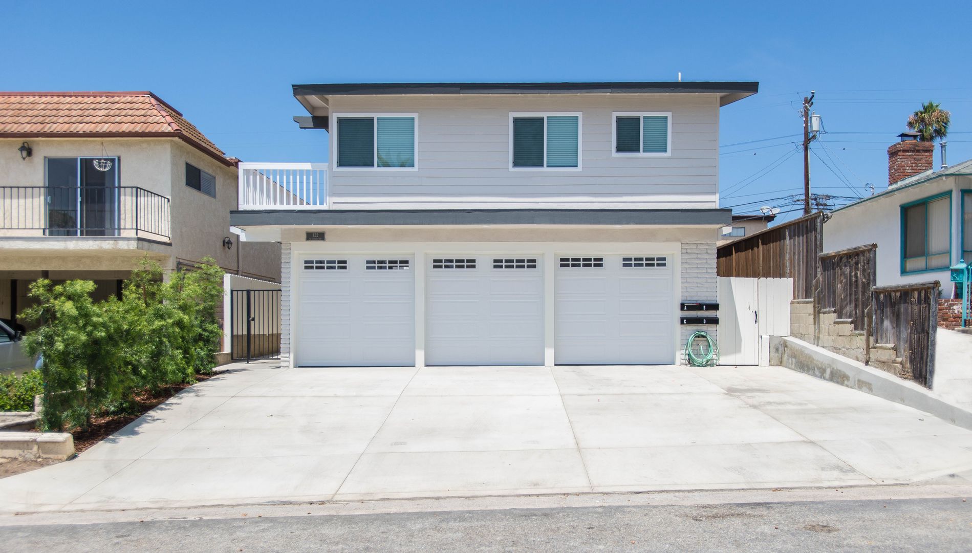 San Clemente Apartment: 122 W Canada