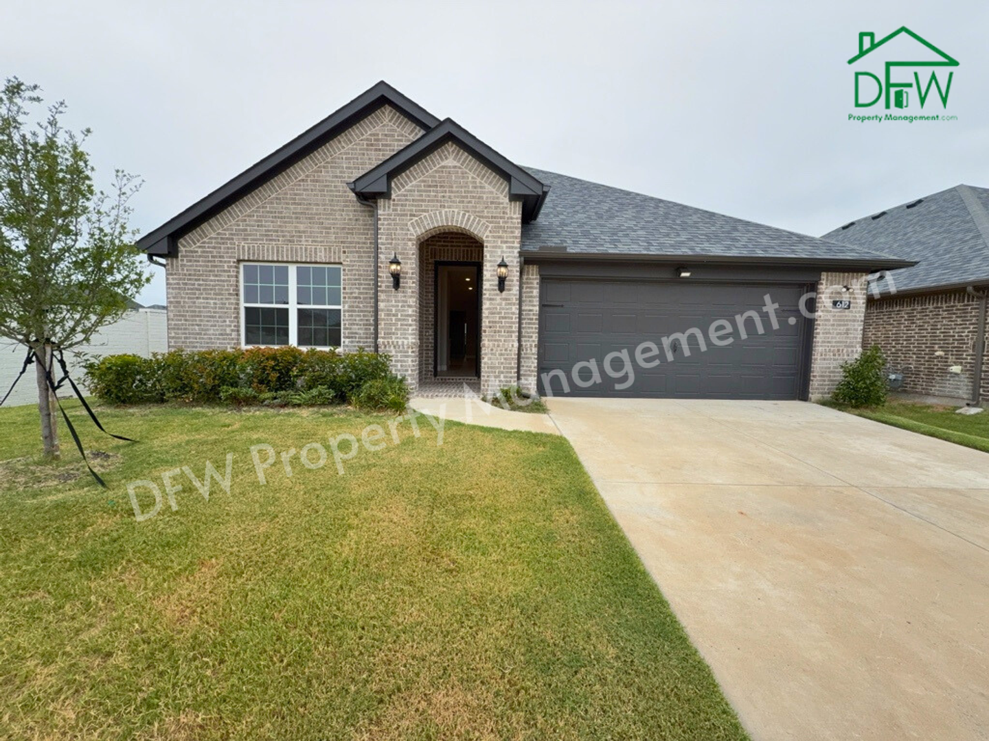Anna House: 612 Amenduni Ln