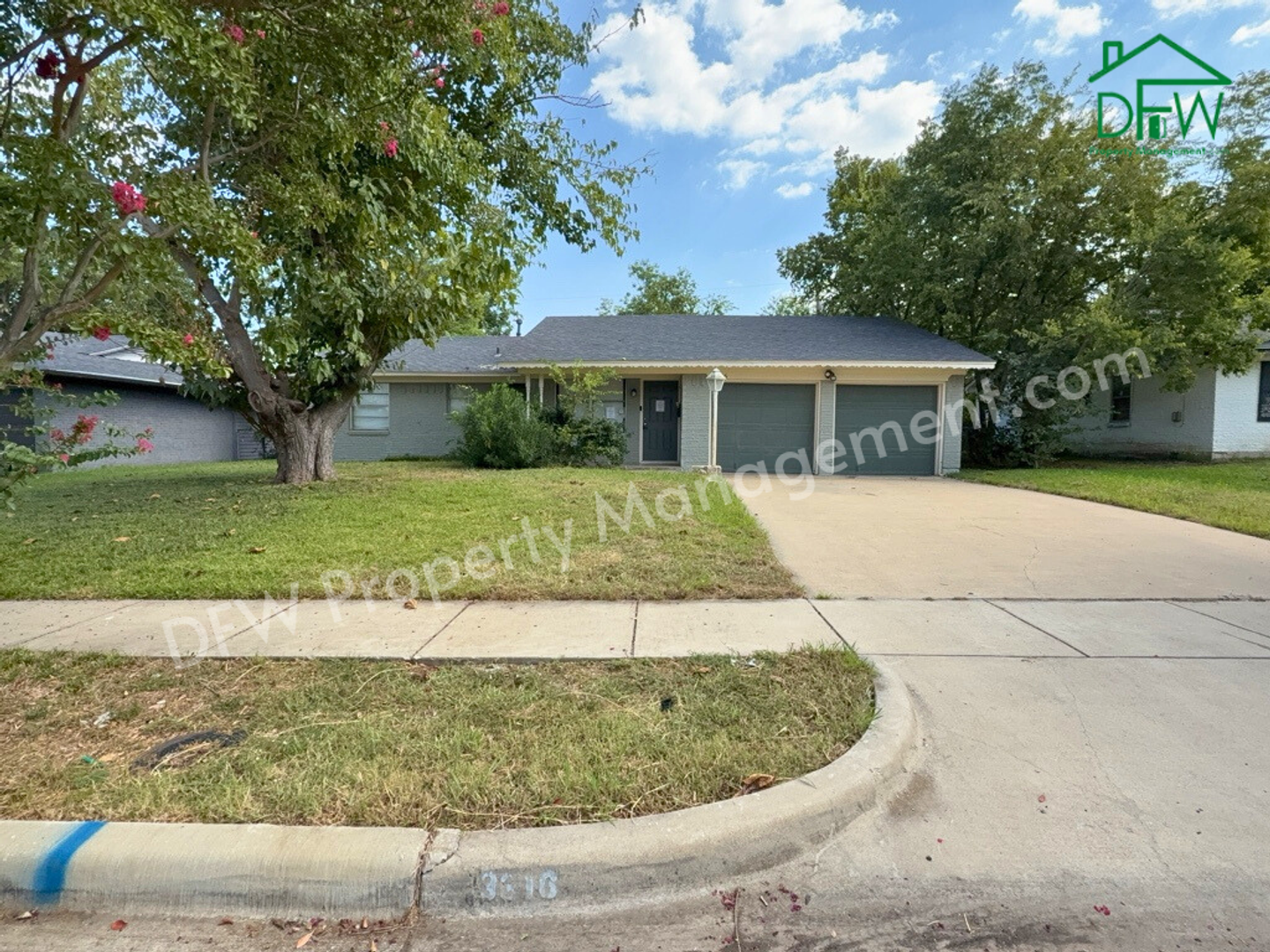 Mesquite House: 3316 Shorewood Dr