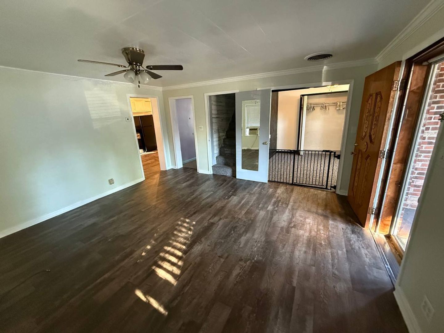 Olmsted Falls House: 25260 Sprague Rd