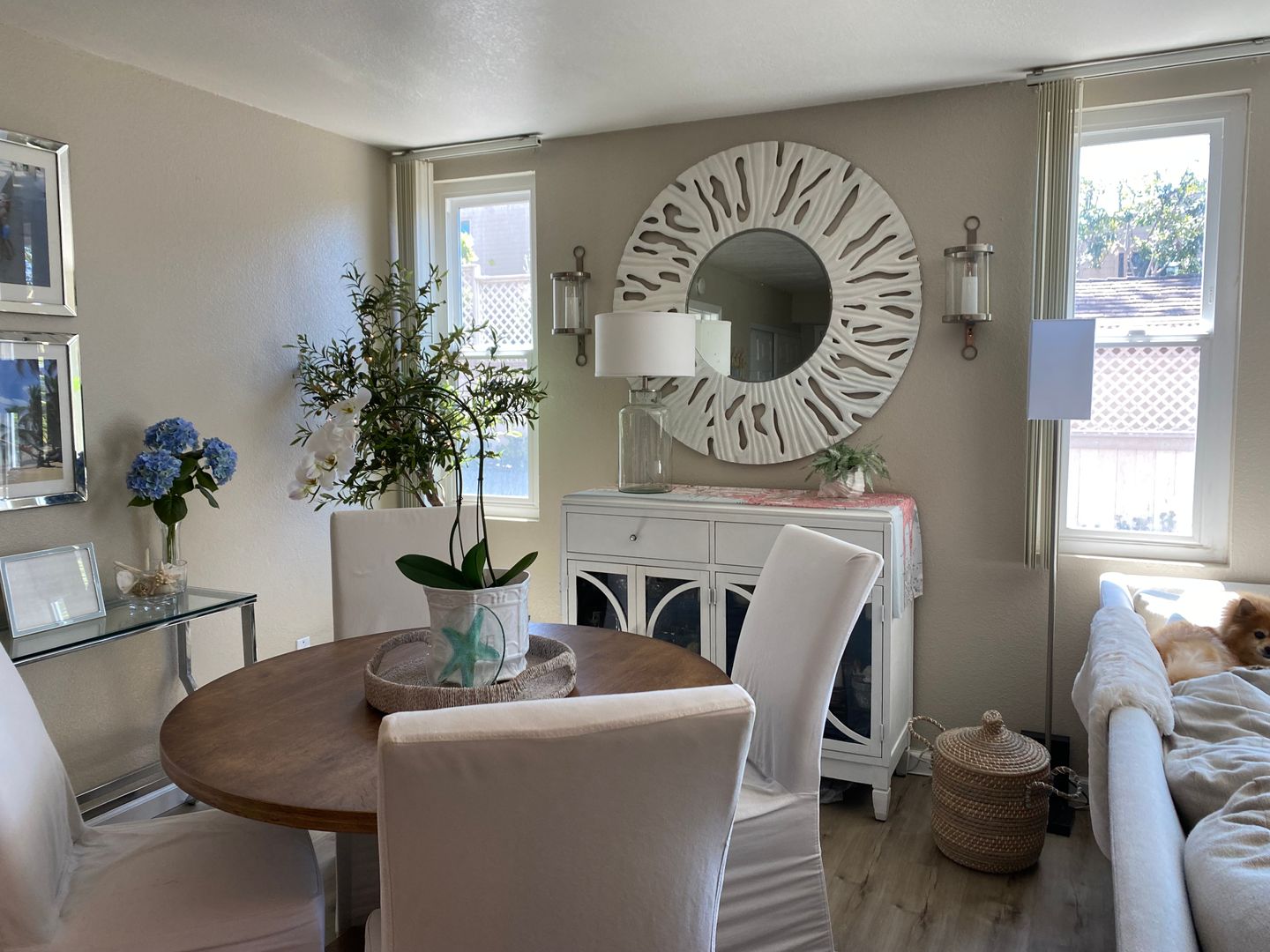 Del Mar Apartment: 201 Fourth Street