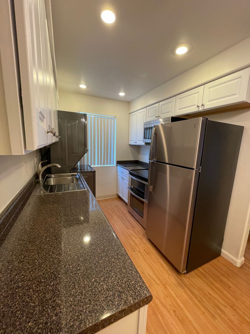 Las Vegas Apartment: 2665 S Bruce St