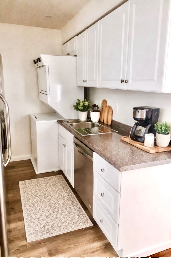 Las Vegas Apartment: 2665 S Bruce St