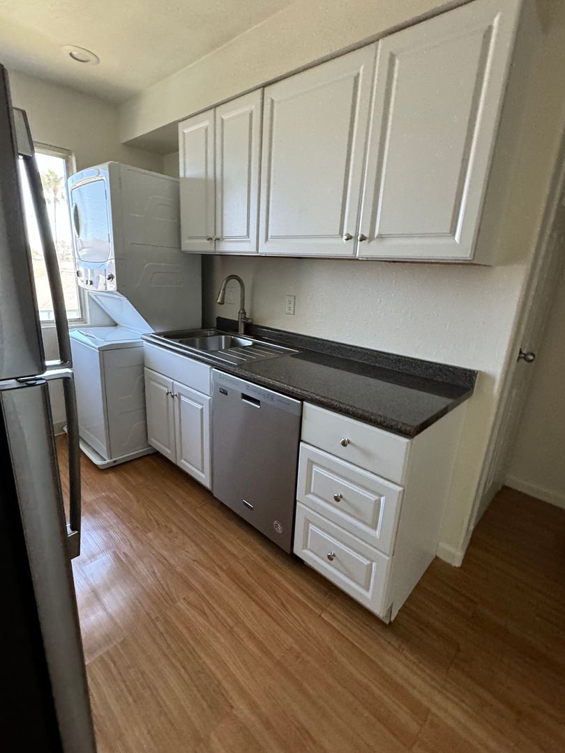 Las Vegas Apartment: 2665 S Bruce St
